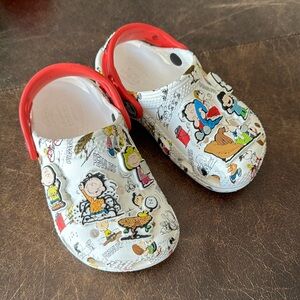 Toddler peanut crocs